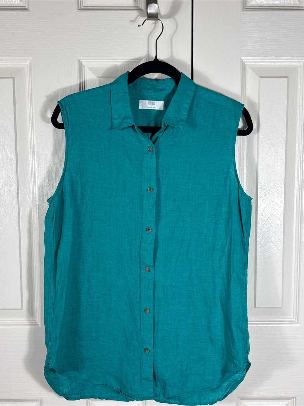 Uniqlo Teal Sleeveless Button-Down Linen Blend Top
